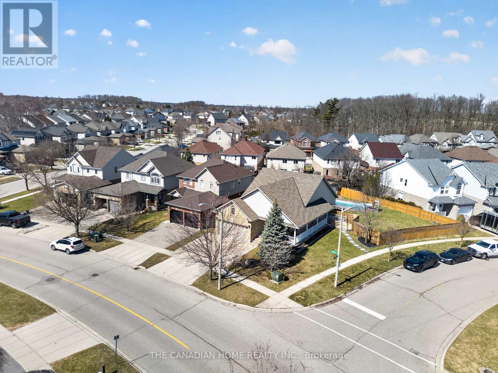 339 Kerwood Drive, Cambridge, Ontario  N3C 4M2 - Photo 4 - X12982626