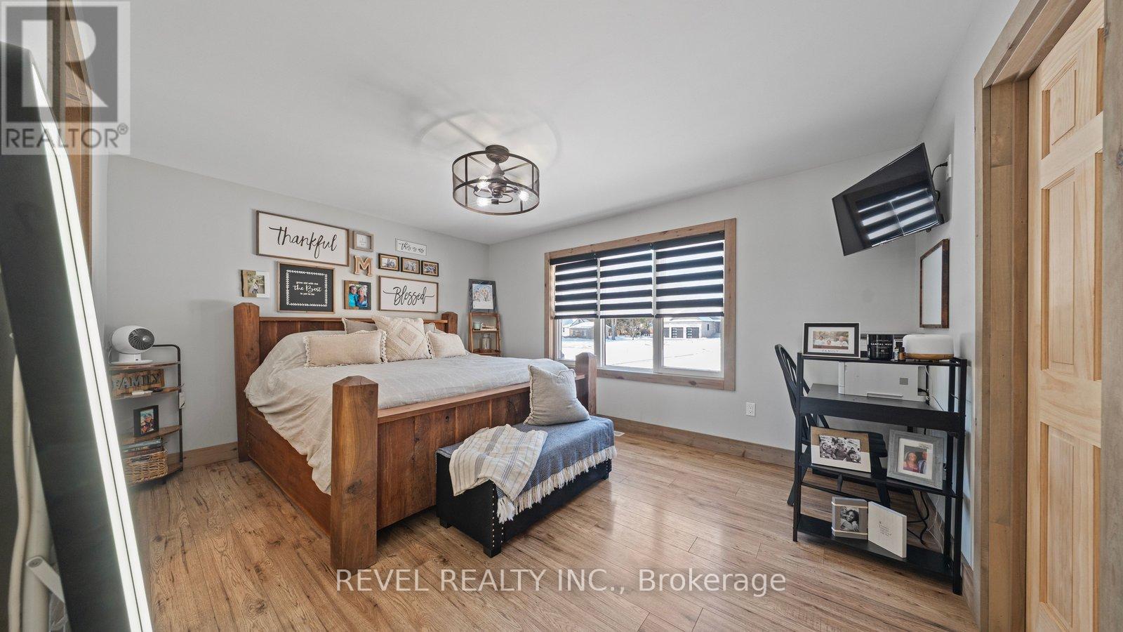 6 Kings Lane, Brant, Ontario  N0E 1R0 - Photo 18 - X12982686