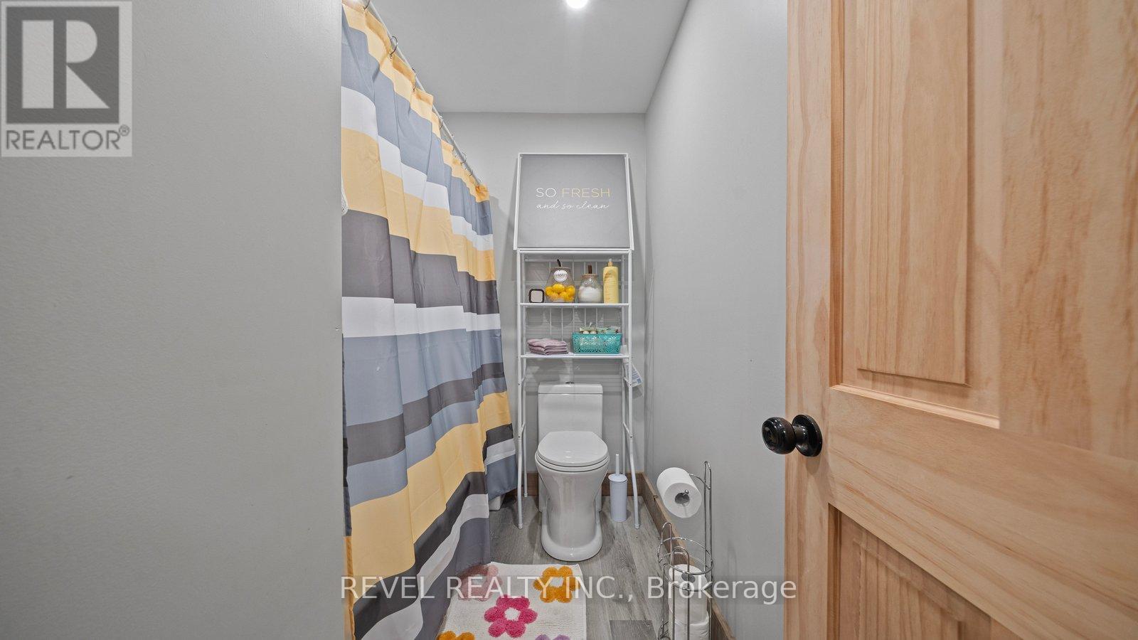 6 Kings Lane, Brant, Ontario  N0E 1R0 - Photo 25 - X12982686