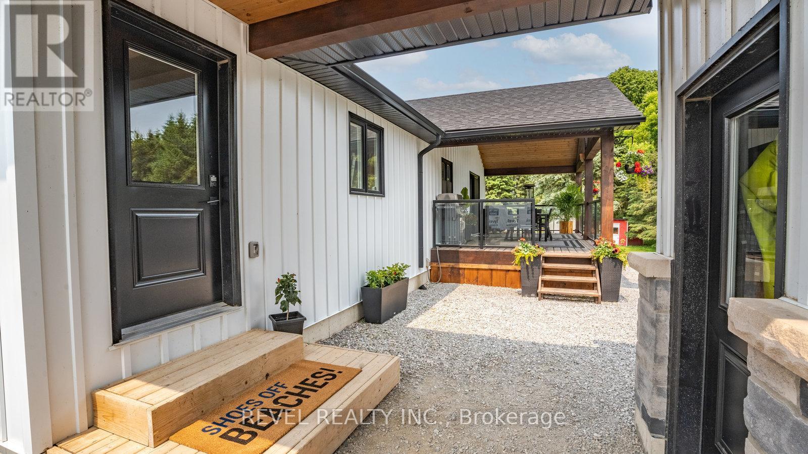 6 Kings Lane, Brant, Ontario  N0E 1R0 - Photo 37 - X12982686