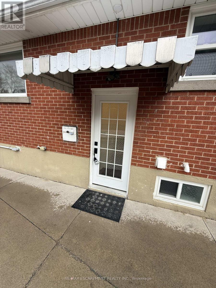 Basement - 79 Castlefield Drive, Hamilton, Ontario  L8T 3R1 - Photo 3 - X12982690