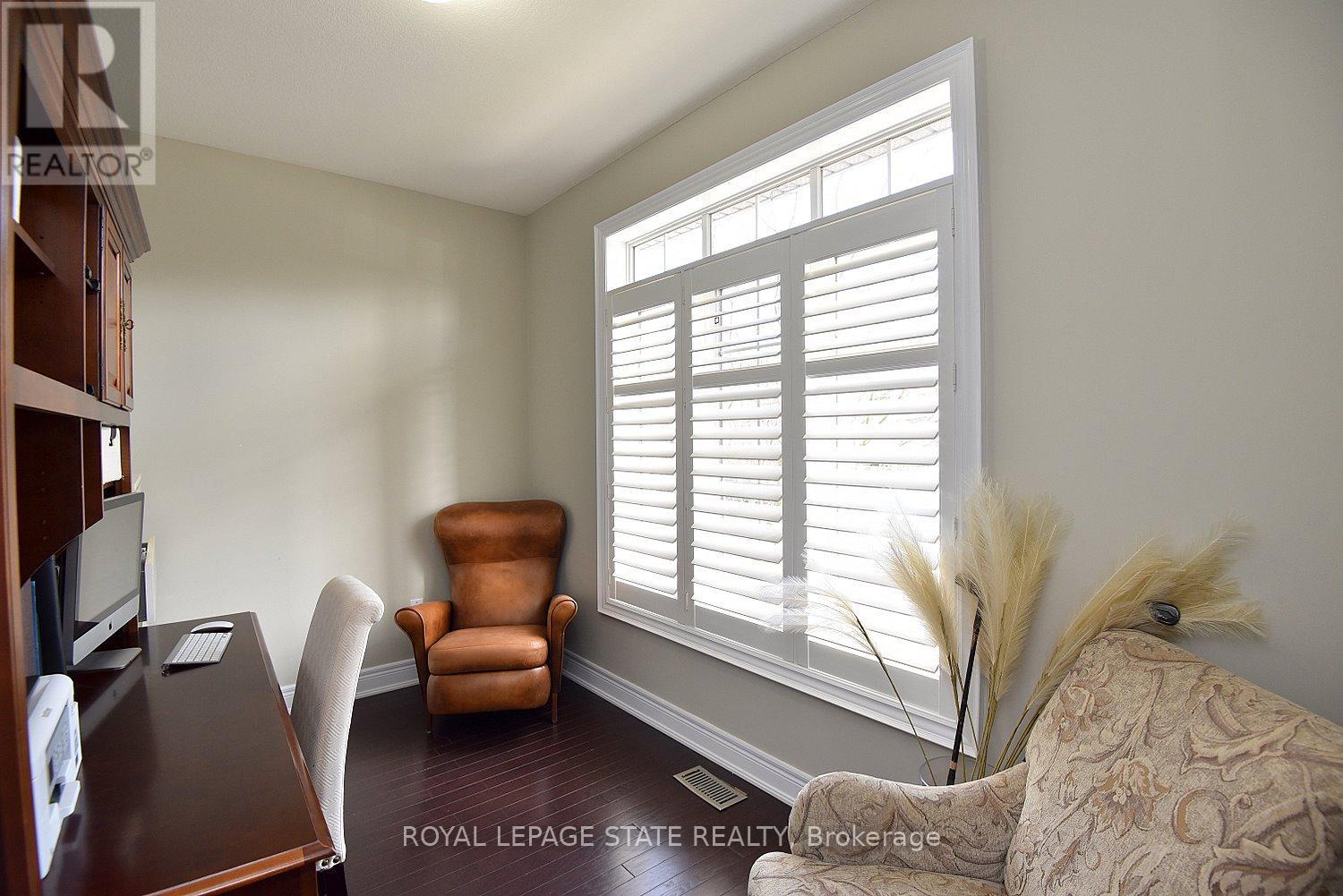 483 Valridge Drive, Hamilton, Ontario  L9G 0B2 - Photo 17 - X12982692