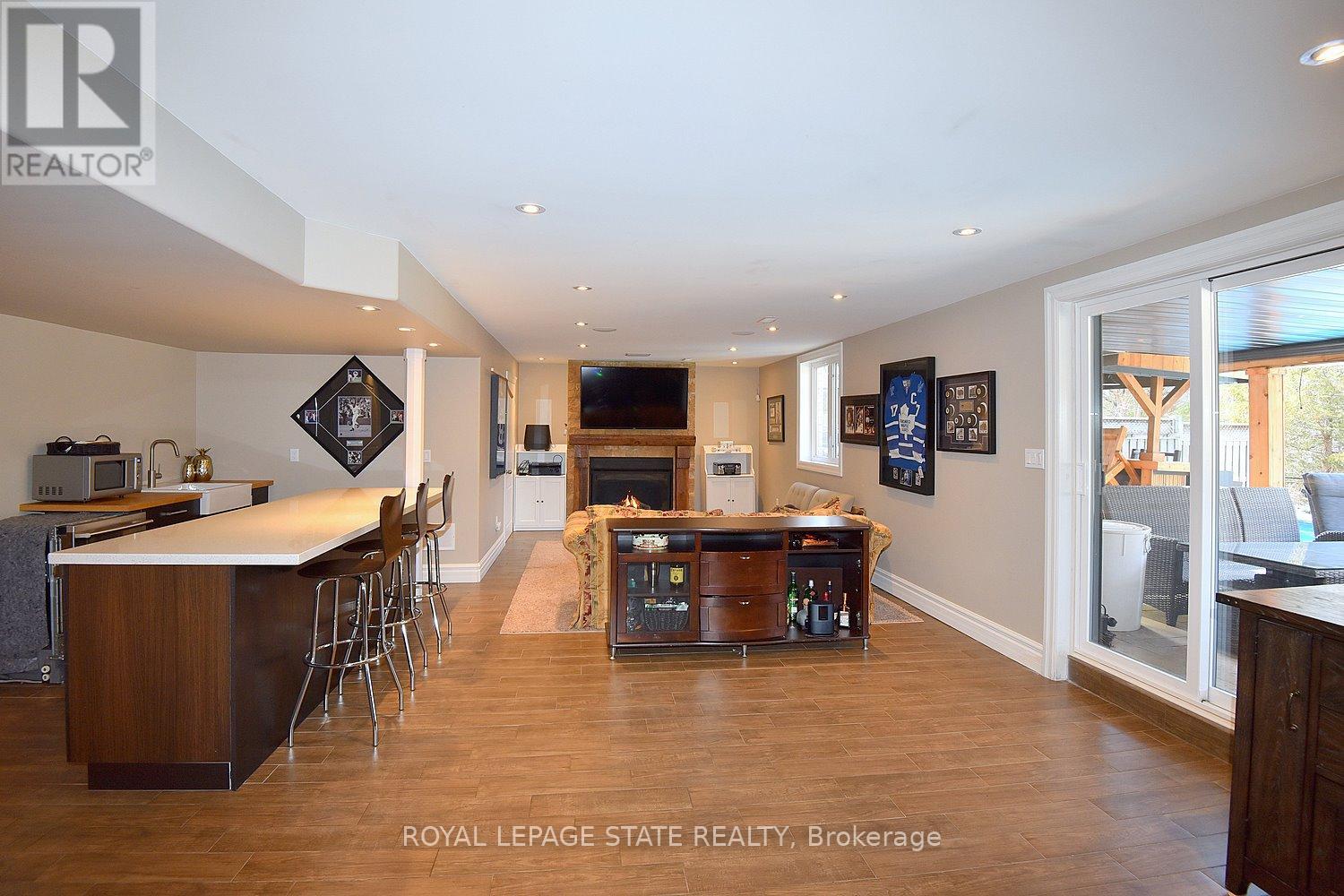 483 Valridge Drive, Hamilton, Ontario  L9G 0B2 - Photo 39 - X12982692