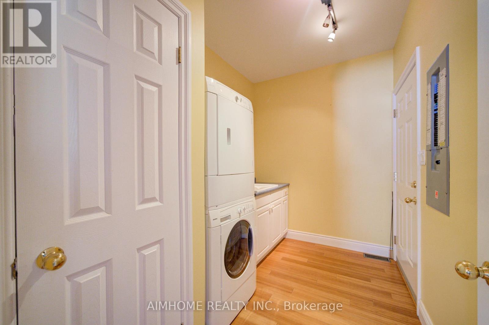 62 Fire Route 94, Trent Lakes, Ontario  K0M 1A0 - Photo 21 - X12982700