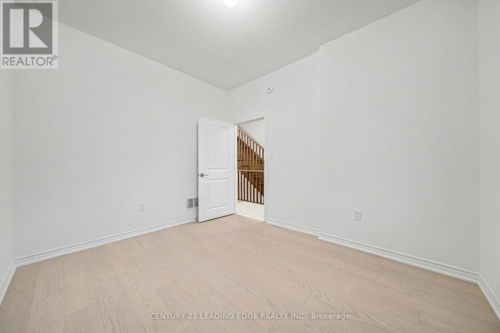 8 Turnberry Court, Bracebridge, Ontario  P1L 0N5 - Photo 21 - X12982750