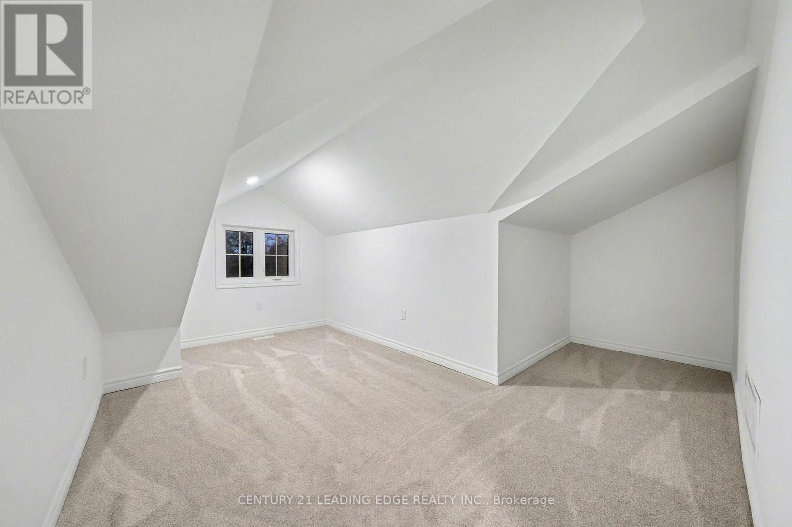 8 Turnberry Court, Bracebridge, Ontario  P1L 0N5 - Photo 28 - X12982750