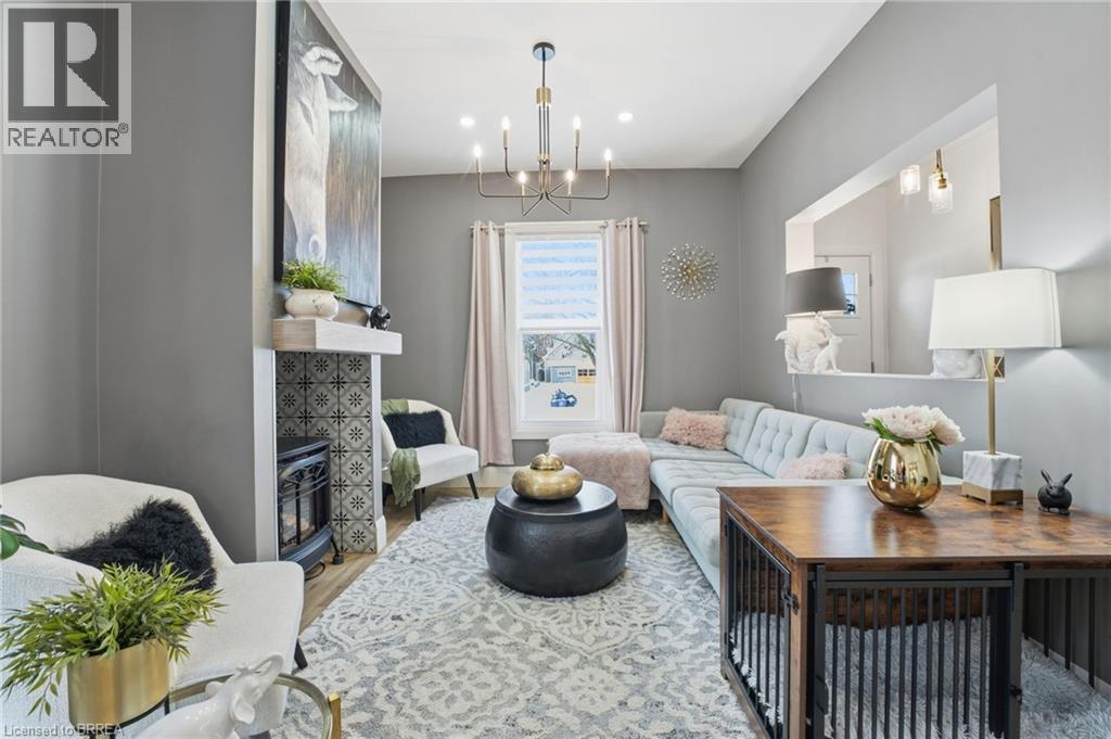 92 Walnut Street, Brantford, Ontario  N3T 1H4 - Photo 6 - 40819379