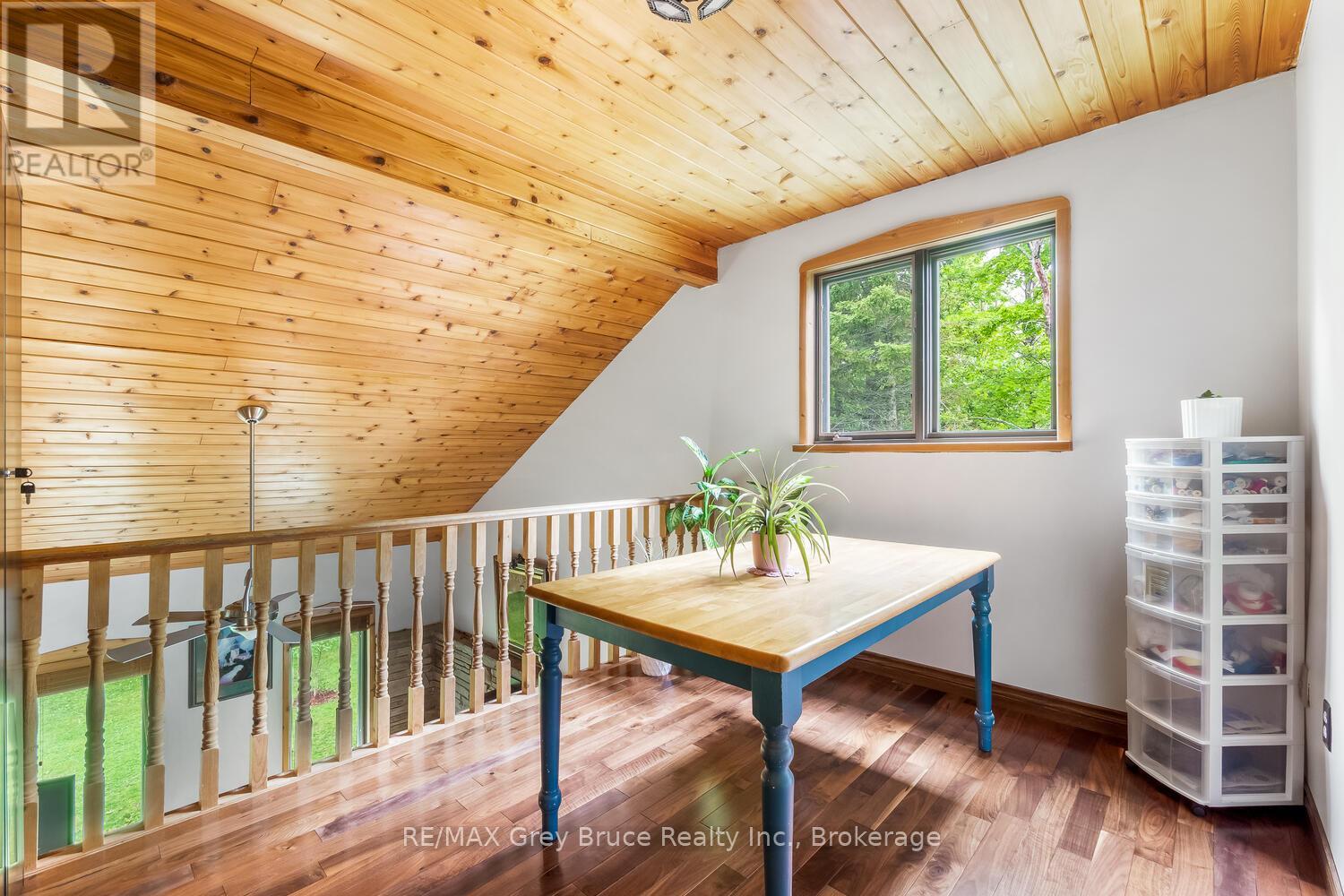 1033 Bruce Road 9, South Bruce Peninsula, Ontario  N0H 2T0 - Photo 15 - X12749326