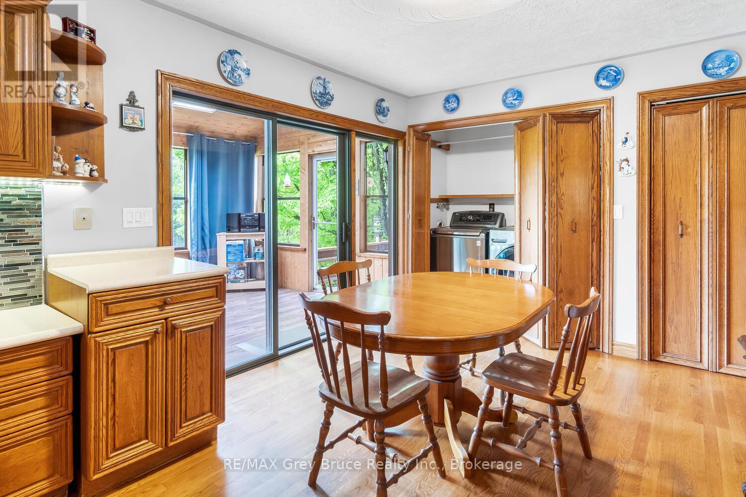 1033 Bruce Road 9, South Bruce Peninsula, Ontario  N0H 2T0 - Photo 10 - X12749326