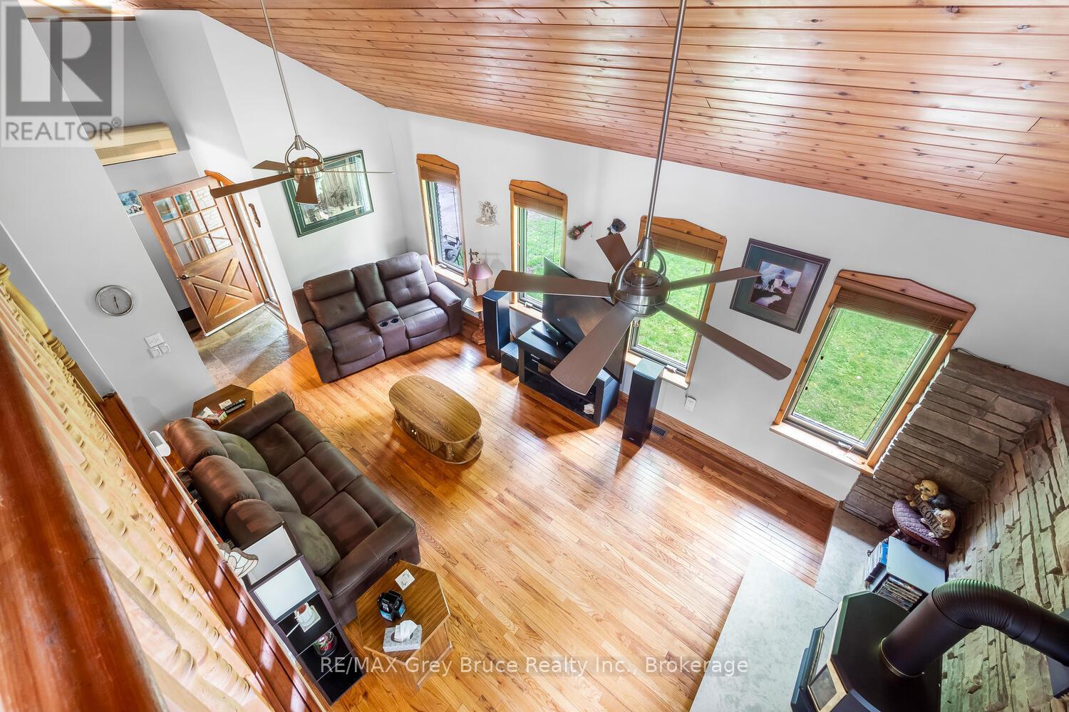 1033 Bruce Road 9, South Bruce Peninsula, Ontario  N0H 2T0 - Photo 14 - X12749326