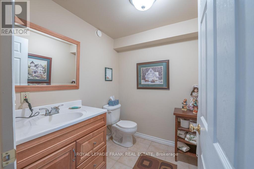 120 Sugarbush Crescent, Trent Lakes, Ontario  K0L 1J0 - Photo 36 - X12702576