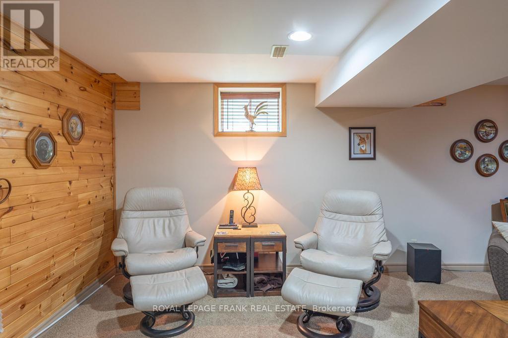 120 Sugarbush Crescent, Trent Lakes, Ontario  K0L 1J0 - Photo 35 - X12702576