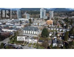 1536 BOND STREET, North Vancouver, British Columbia