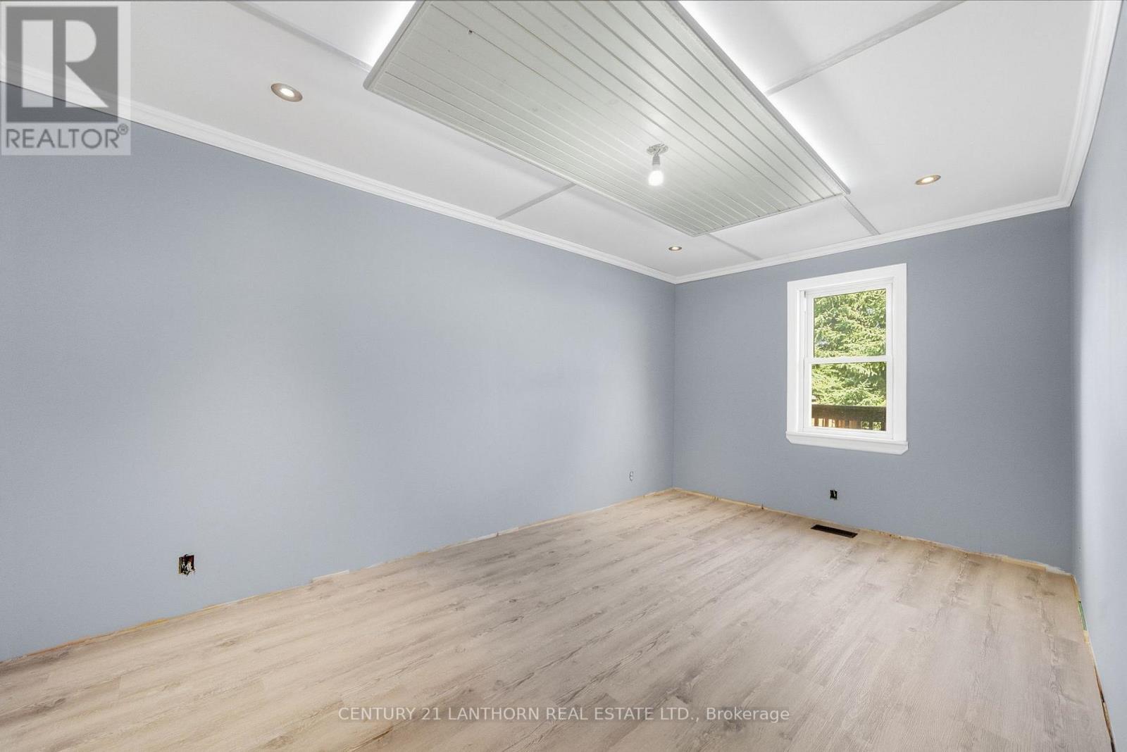 305 Drew Street, Oshawa, Ontario L1H 5A6 - Photo 15 - E12982812