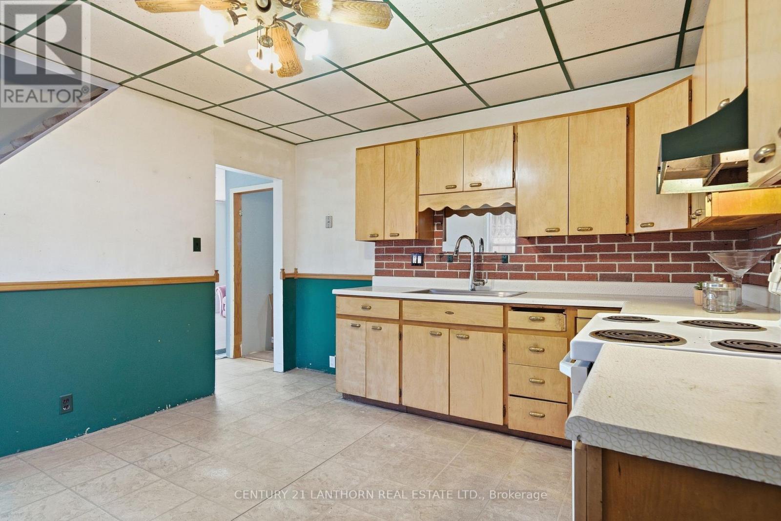 305 Drew Street, Oshawa, Ontario L1H 5A6 - Photo 20 - E12982812