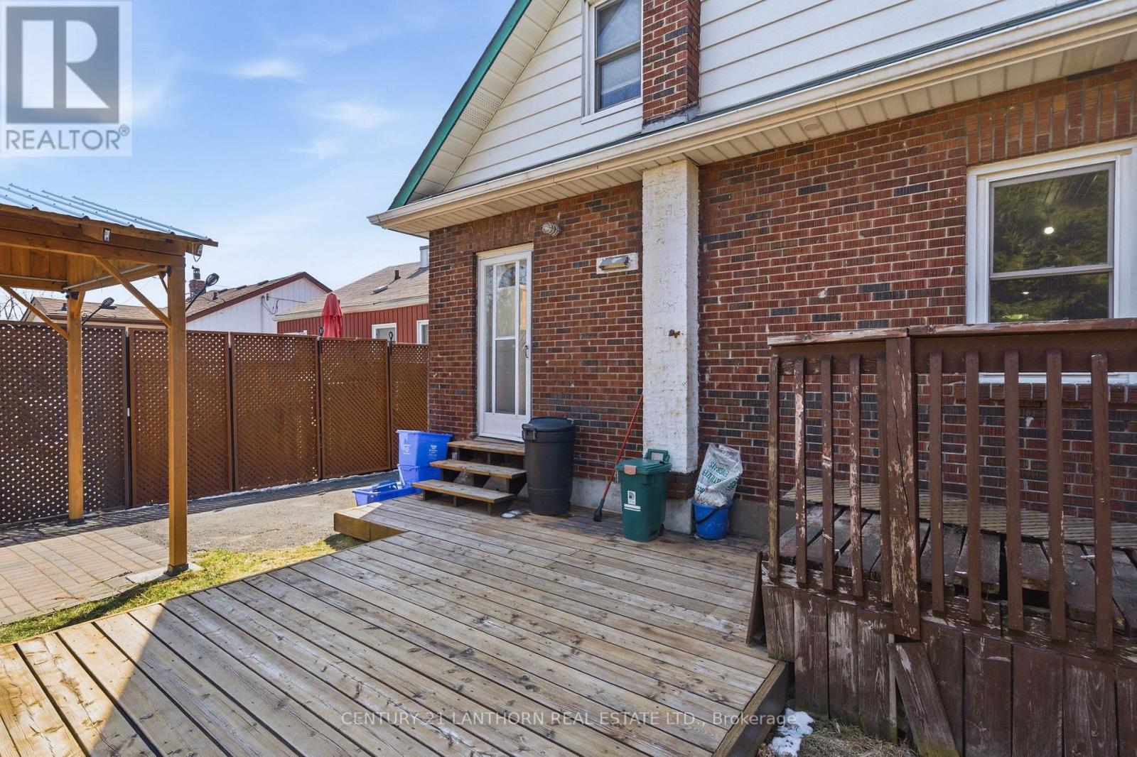 305 Drew Street, Oshawa, Ontario L1H 5A6 - Photo 45 - E12982812