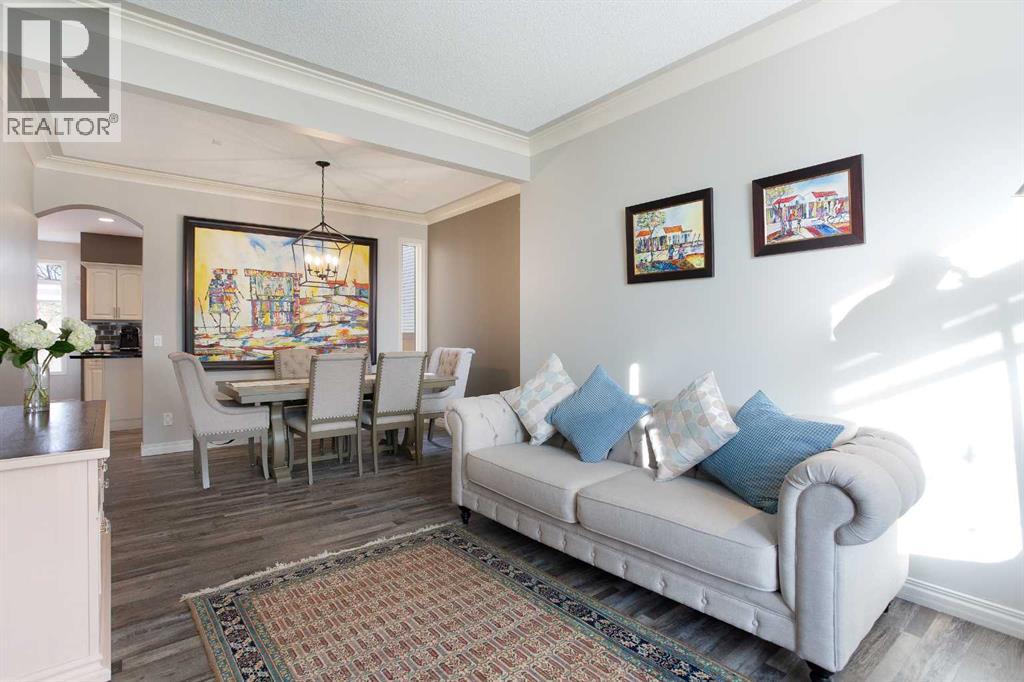 90 Discovery Ridge Road SW, Calgary, Alberta  T3H 4R4 - Photo 5 - A2293743