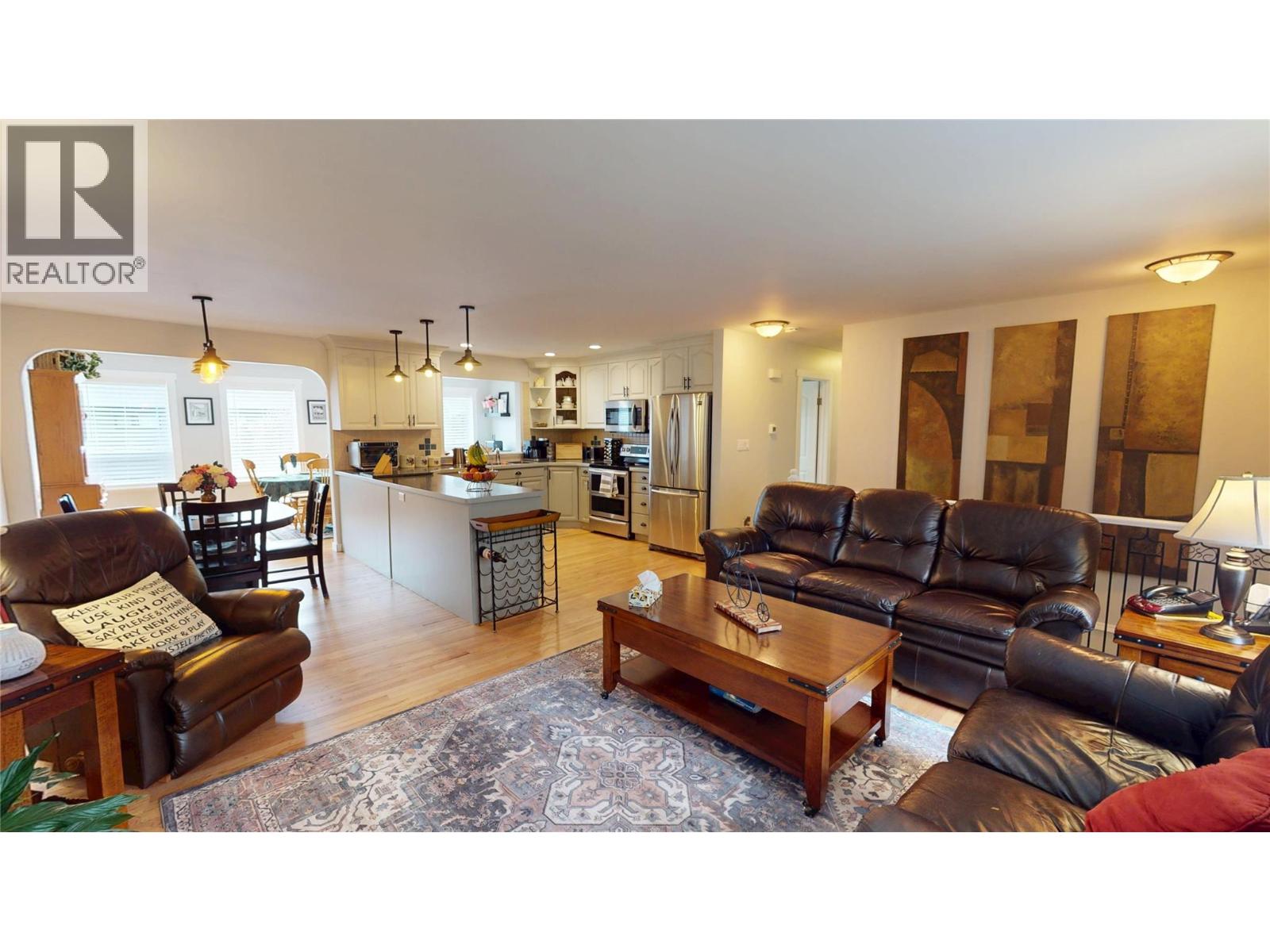 10 Mt Trinity Avenue, Fernie, British Columbia  V0B 1M3 - Photo 10 - 10382520