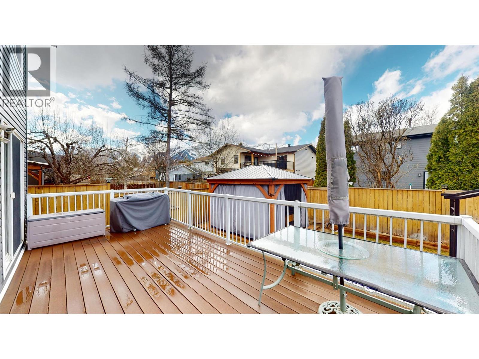 10 Mt Trinity Avenue, Fernie, British Columbia  V0B 1M3 - Photo 30 - 10382520