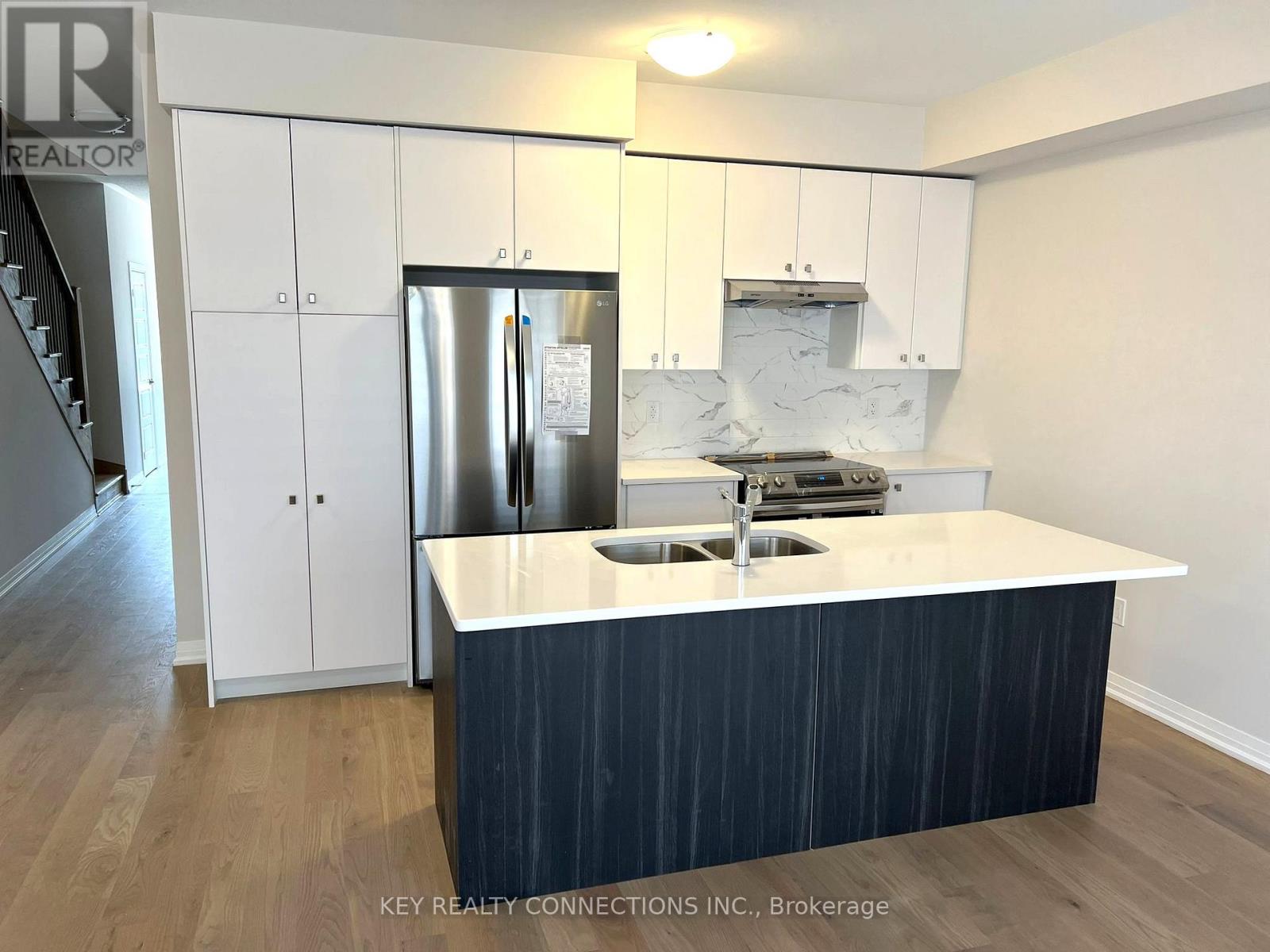 106 Yale Drive, Hamilton, Ontario  L0R 1W0 - Photo 8 - X12980962