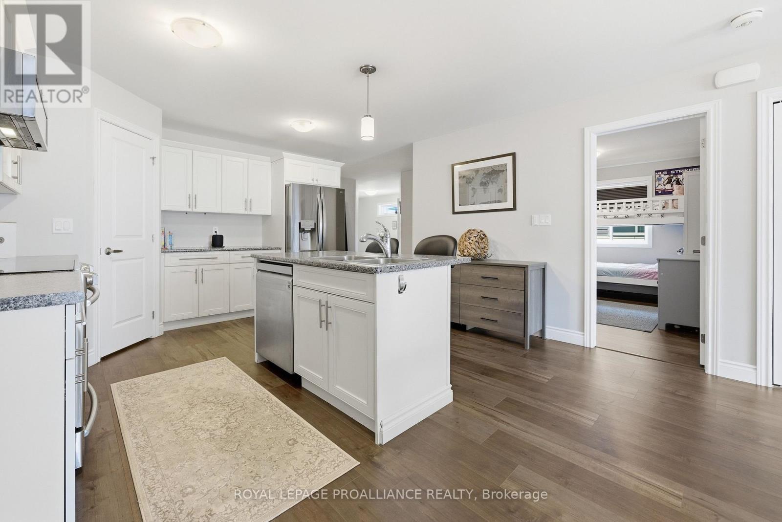 21 Lehtinen Crescent, Belleville, Ontario  K8P 5G3 - Photo 11 - X12982850