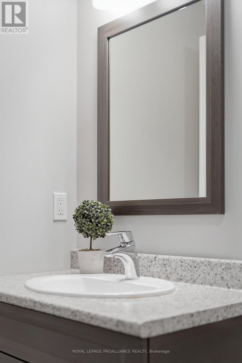 21 Lehtinen Crescent, Belleville, Ontario  K8P 5G3 - Photo 36 - X12982850