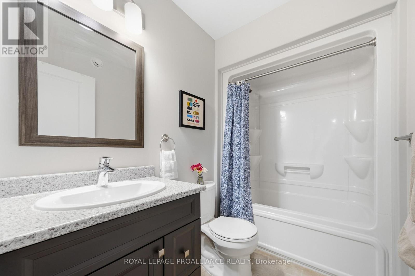 21 Lehtinen Crescent, Belleville, Ontario  K8P 5G3 - Photo 7 - X12982850