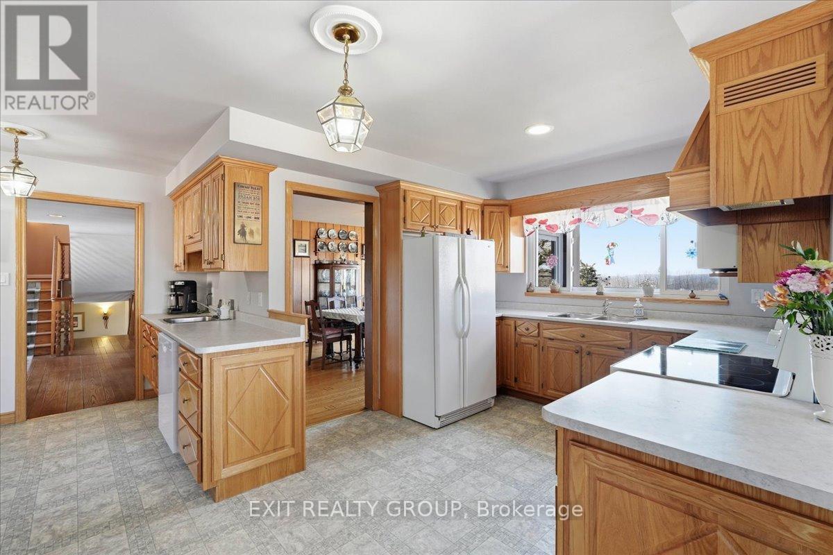 401 Hearns Road, Quinte West, Ontario  K0K 2C0 - Photo 18 - X12982918