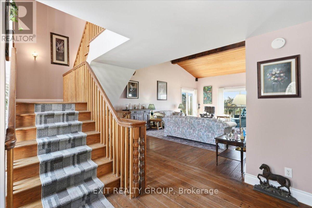 401 Hearns Road, Quinte West, Ontario  K0K 2C0 - Photo 5 - X12982918