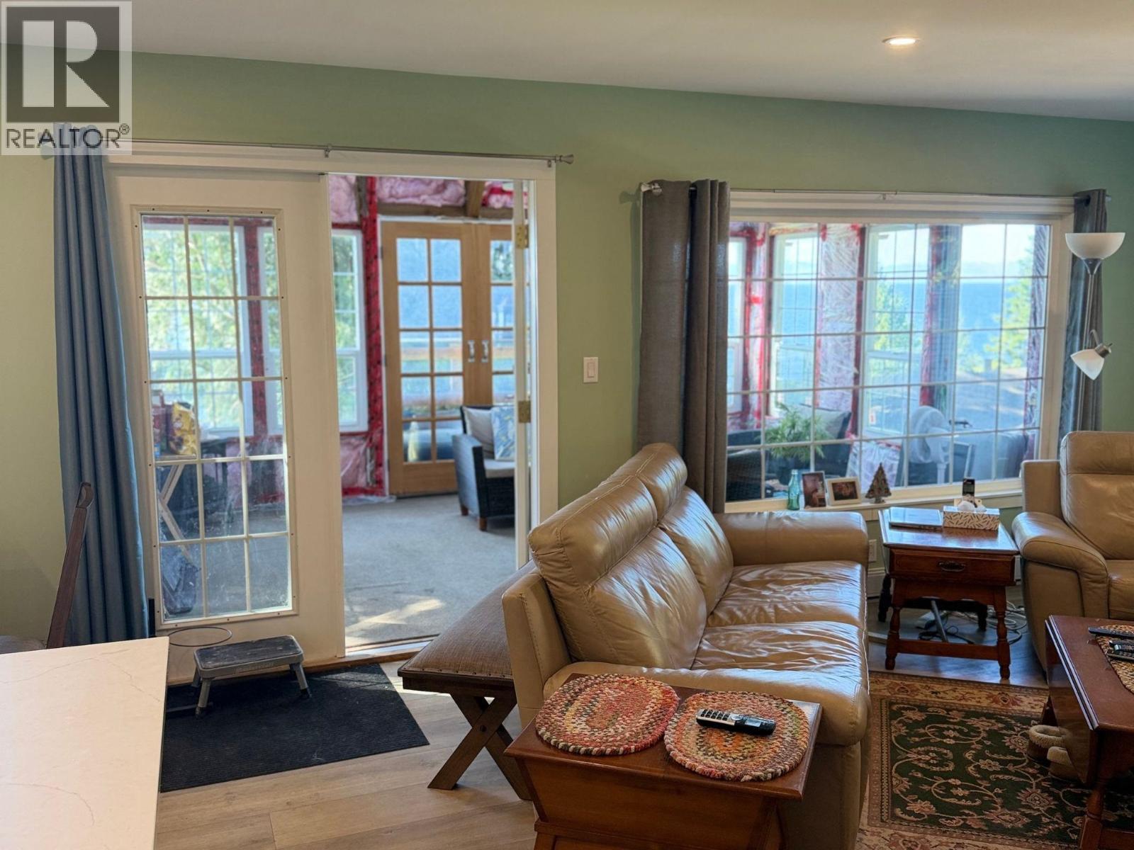 2405 Milliner Road, Roberts Creek, British Columbia  V0N 2W6 - Photo 6 - R3109710