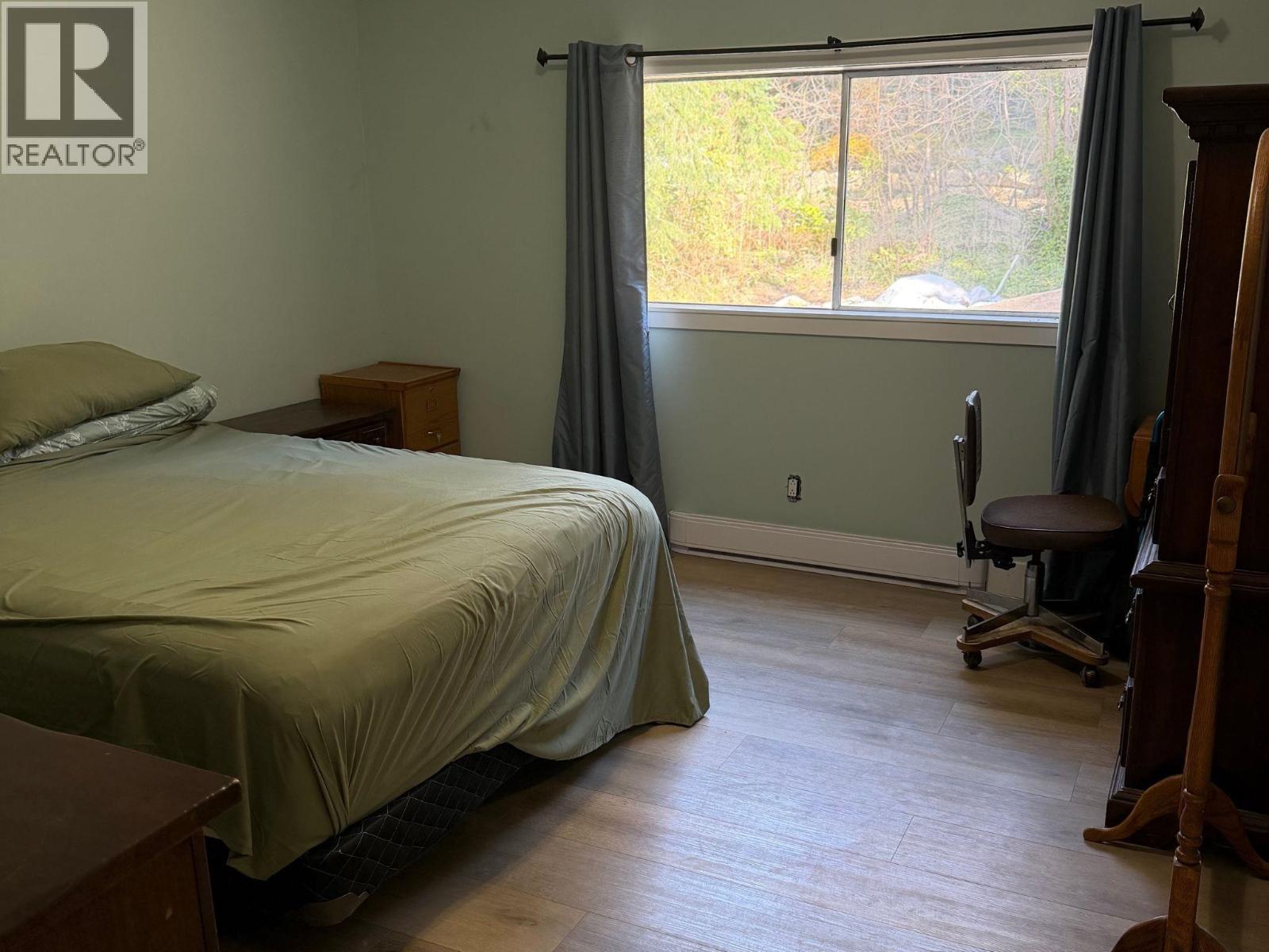 2405 Milliner Road, Roberts Creek, British Columbia  V0N 2W6 - Photo 9 - R3109710