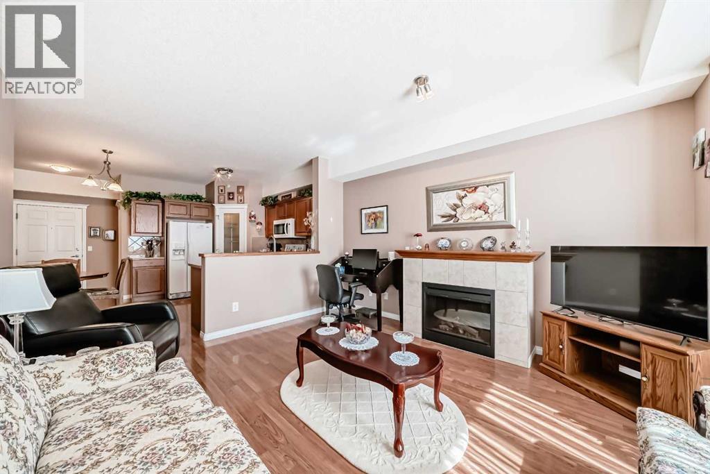 276, 15 Everstone Drive SW, Calgary, Alberta  T2Y 5B5 - Photo 10 - A2299595