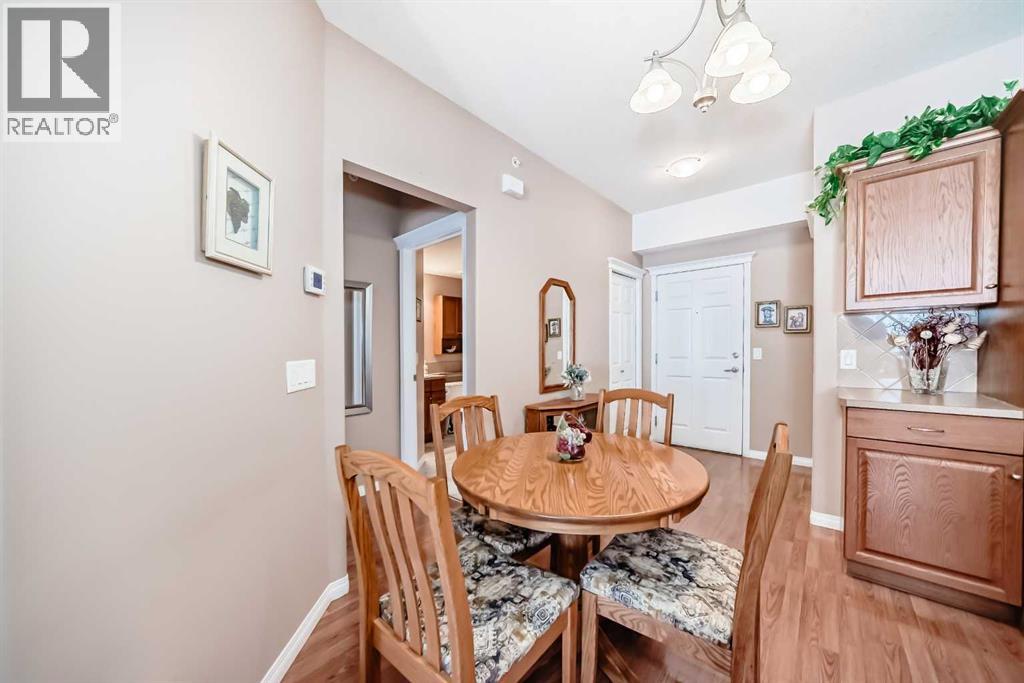 276, 15 Everstone Drive SW, Calgary, Alberta  T2Y 5B5 - Photo 7 - A2299595