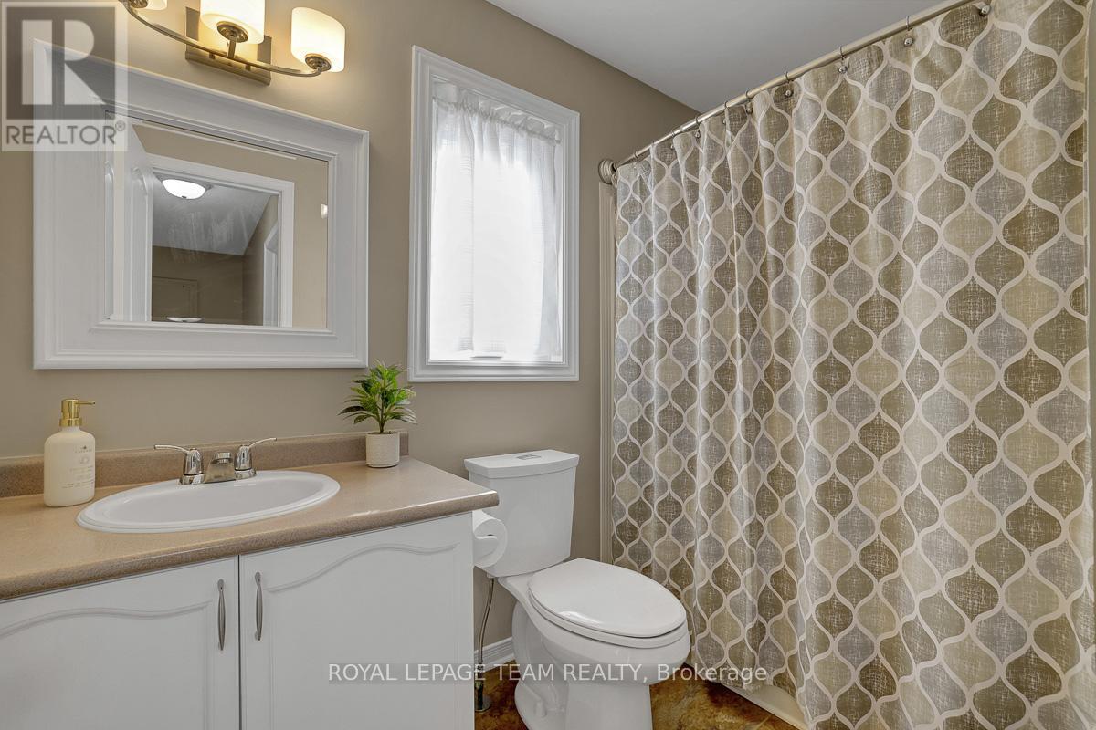 704 Maley Street, North Grenville, Ontario  K0G 1J0 - Photo 28 - X12982848