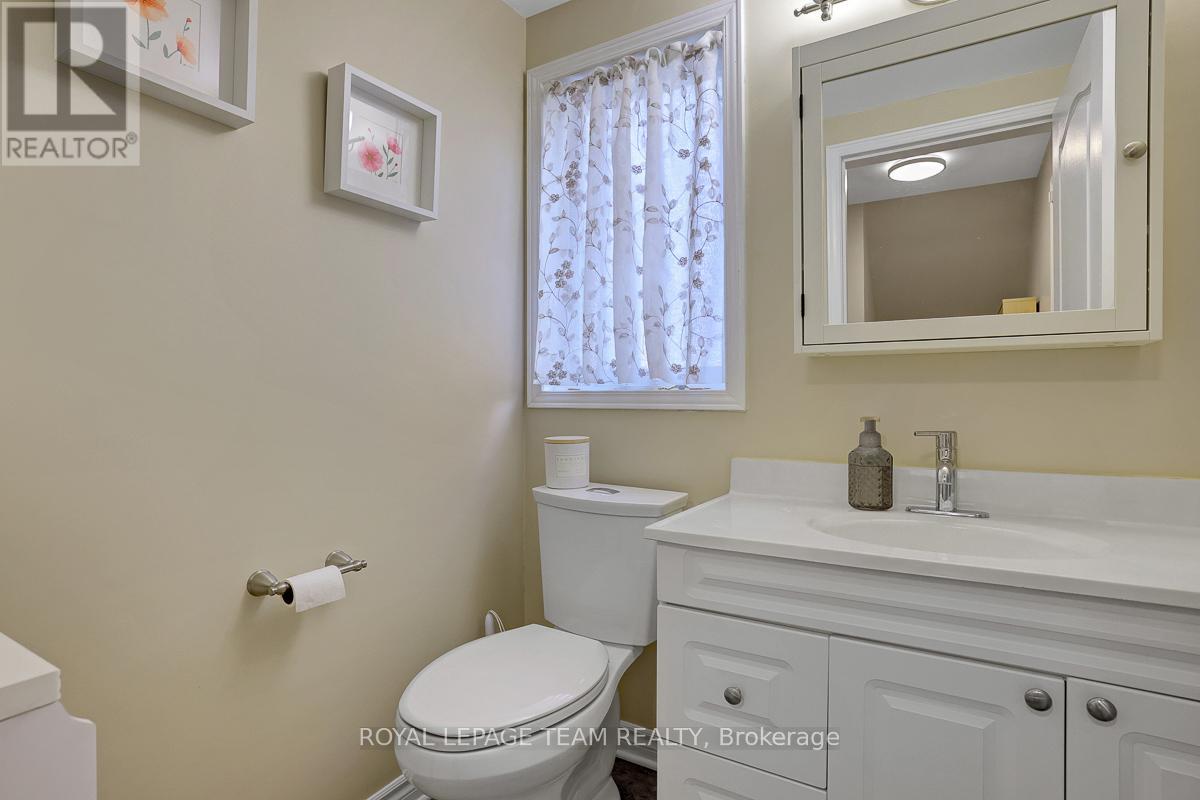 704 Maley Street, North Grenville, Ontario  K0G 1J0 - Photo 32 - X12982848