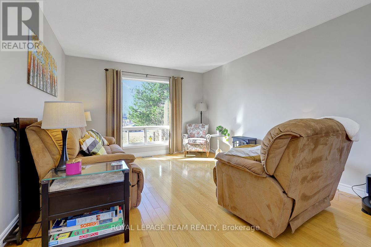 704 Maley Street, North Grenville, Ontario  K0G 1J0 - Photo 7 - X12982848