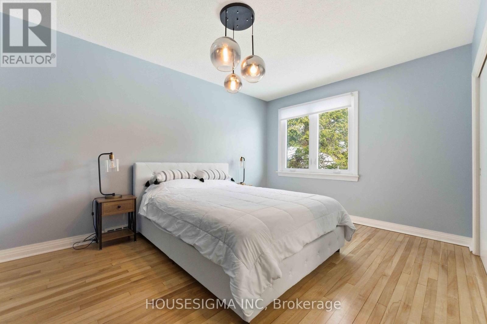 1047 Richard Avenue, Ottawa, Ontario  K1H 8C3 - Photo 16 - X12982854