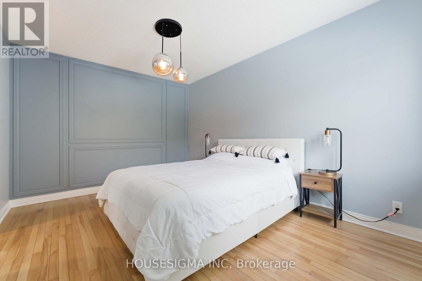 1047 Richard Avenue, Ottawa, Ontario  K1H 8C3 - Photo 18 - X12982854