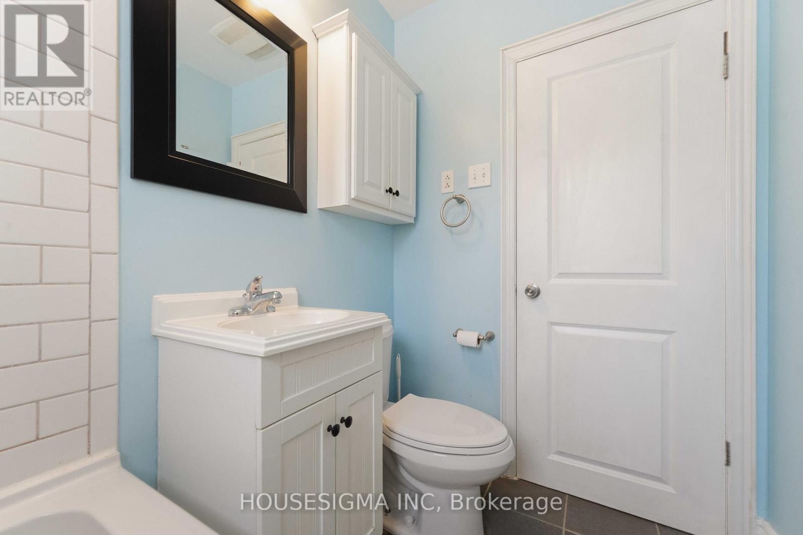 1047 Richard Avenue, Ottawa, Ontario  K1H 8C3 - Photo 23 - X12982854