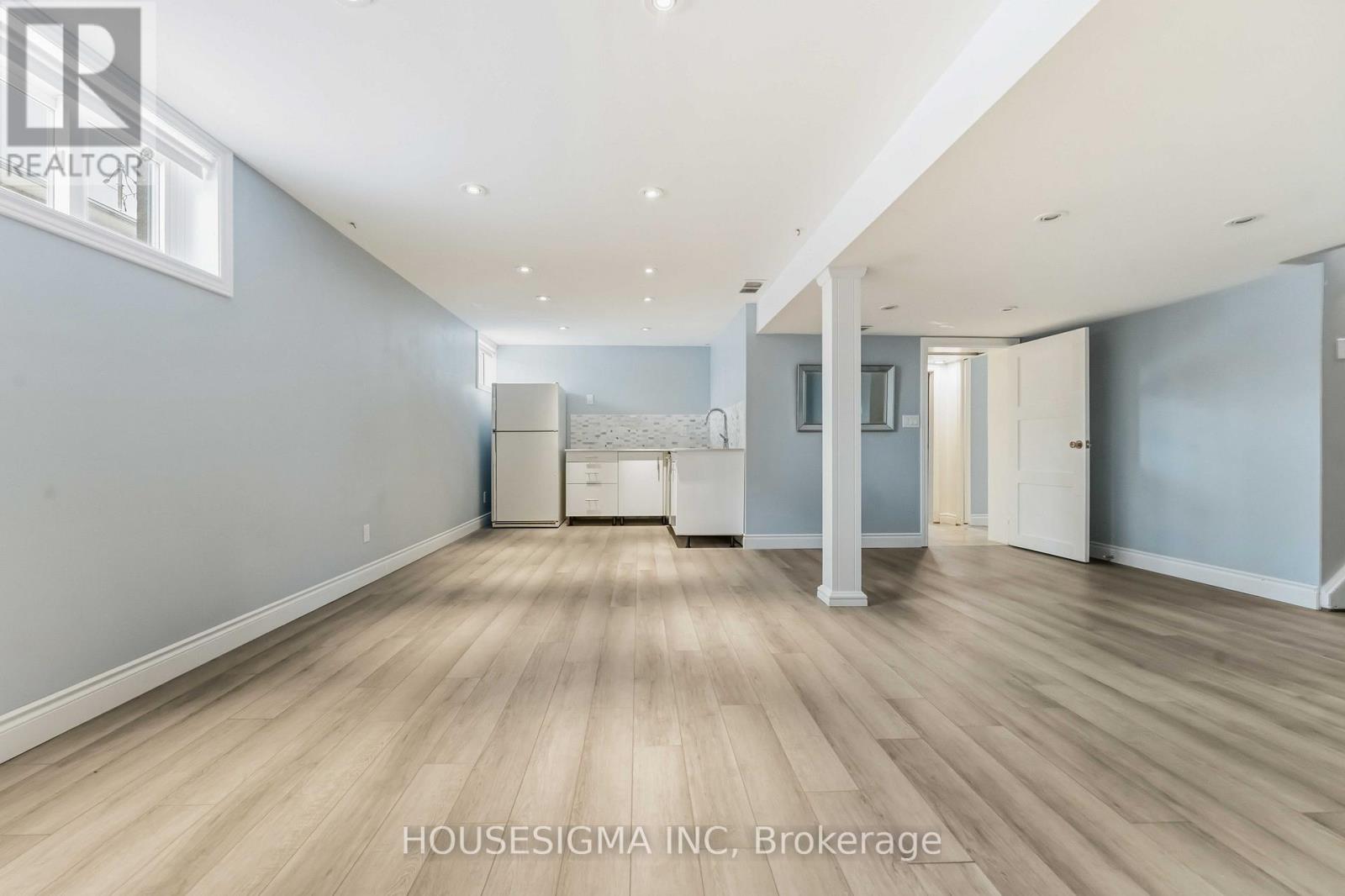 1047 Richard Avenue, Ottawa, Ontario  K1H 8C3 - Photo 30 - X12982854