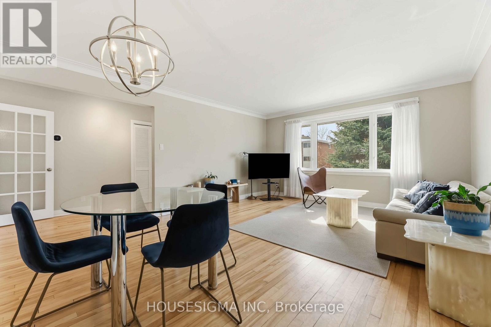 1047 Richard Avenue, Ottawa, Ontario  K1H 8C3 - Photo 6 - X12982854