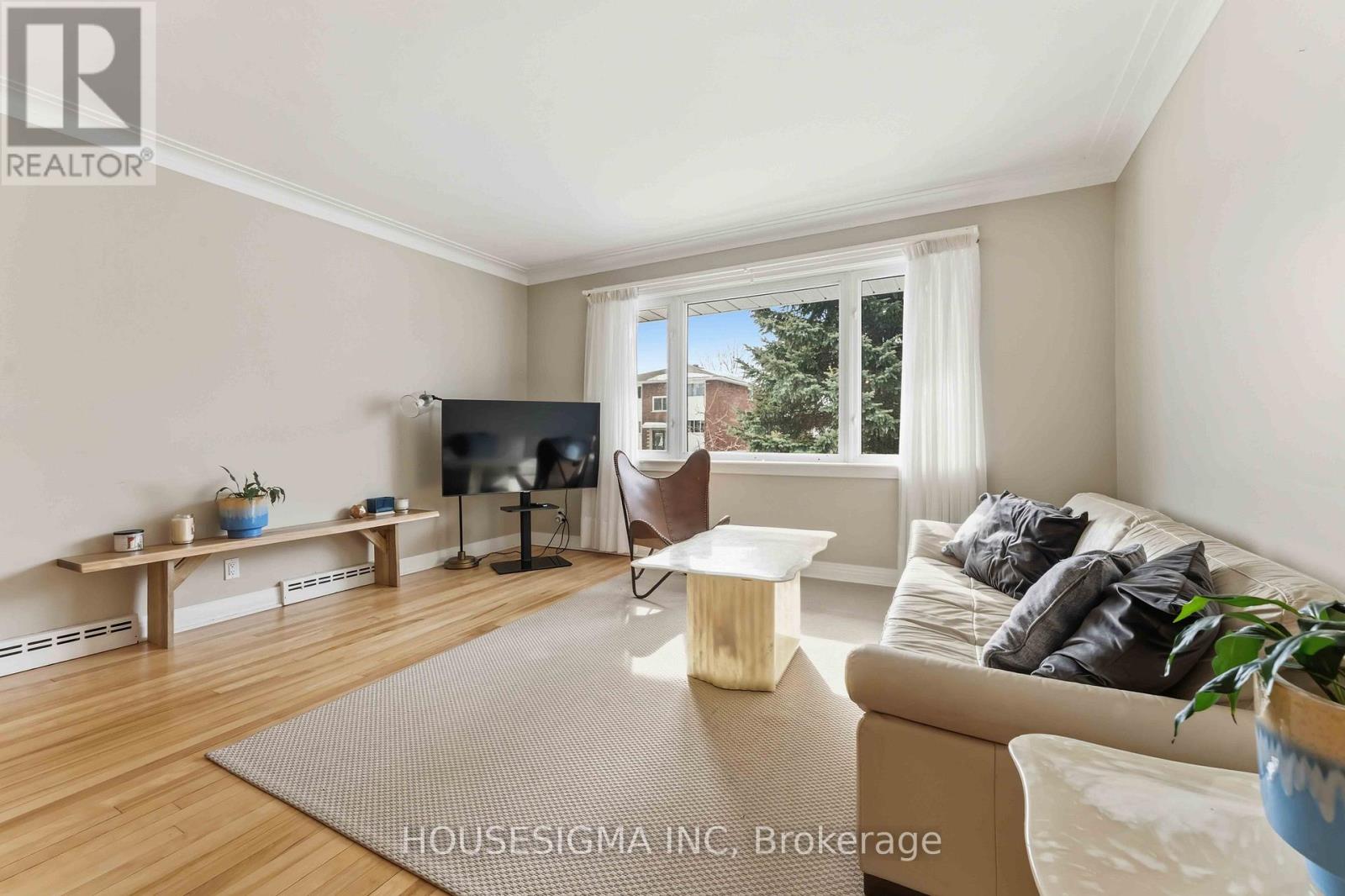 1047 Richard Avenue, Ottawa, Ontario  K1H 8C3 - Photo 7 - X12982854