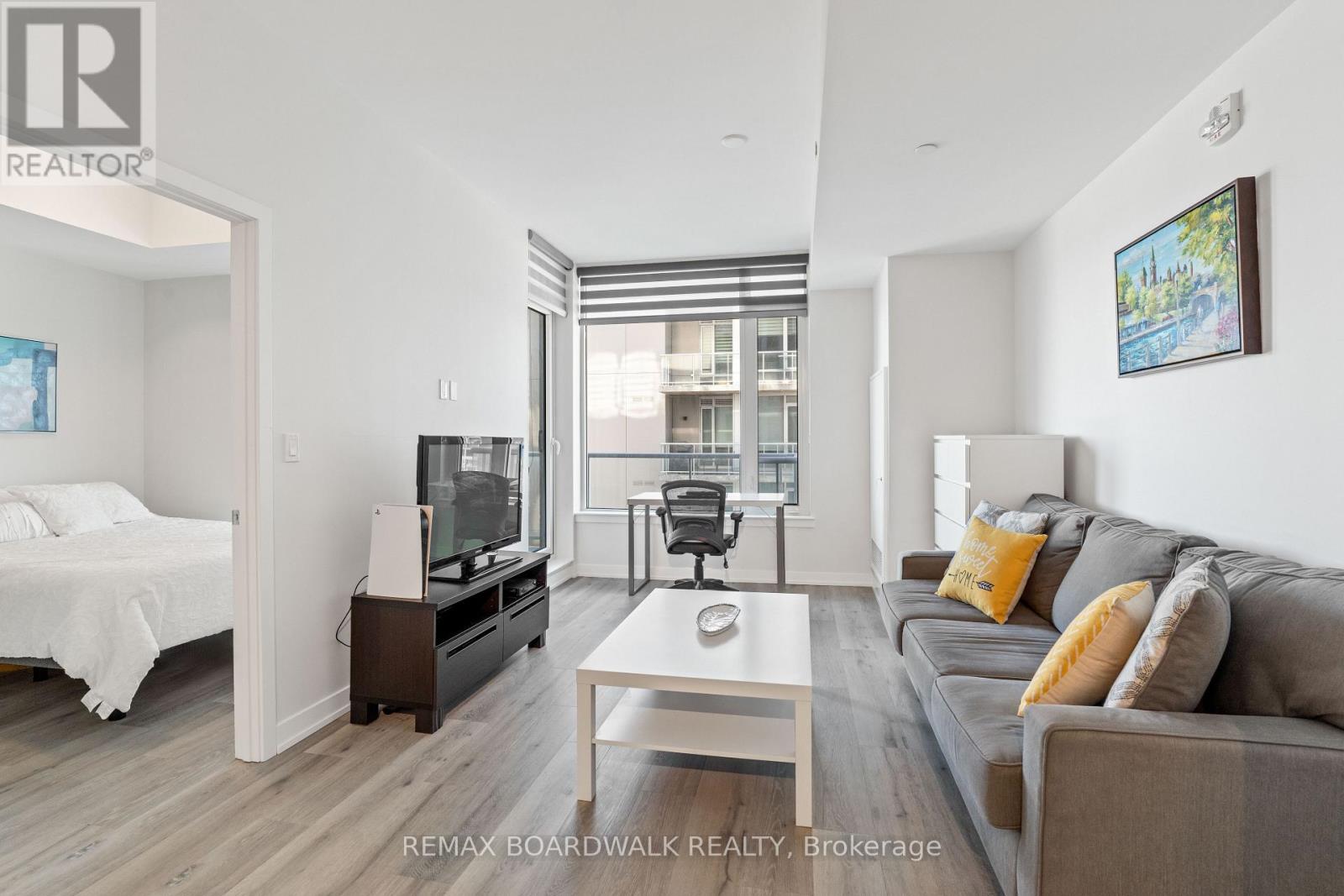 603 - 570 De Mazenod Avenue, Ottawa, Ontario  K1S 5X2 - Photo 10 - X12982932