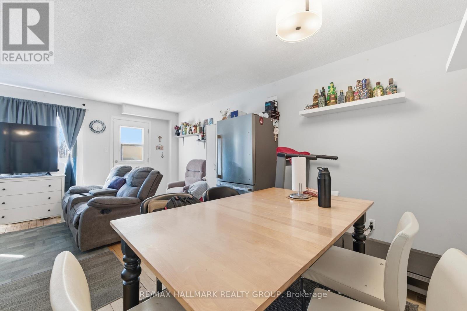 9 - 1378 Lily Lane, Ottawa, Ontario K1H 6X9 - Photo 10 - X12982940