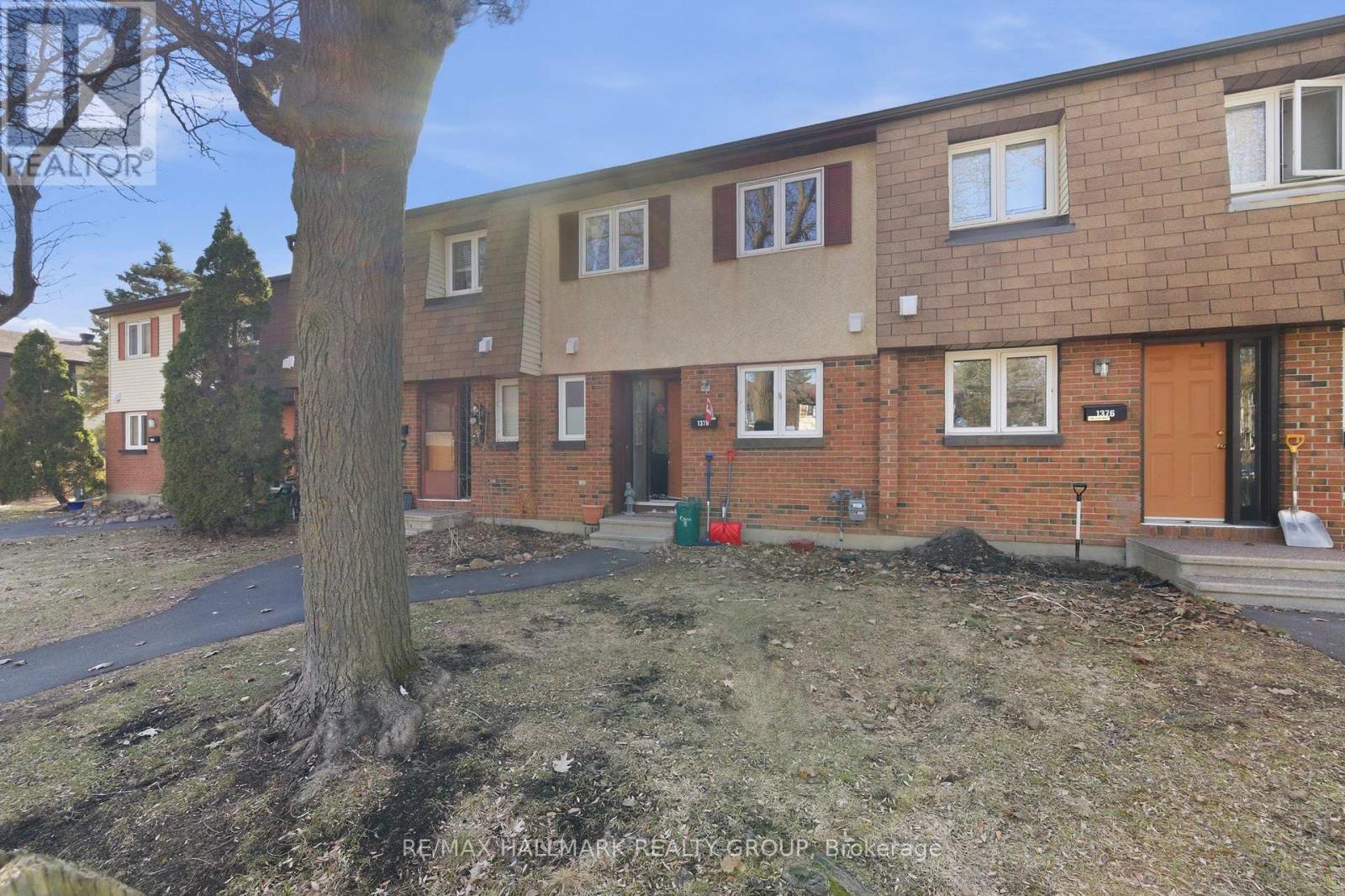 9 - 1378 Lily Lane, Ottawa, Ontario K1H 6X9 - Photo 5 - X12982940