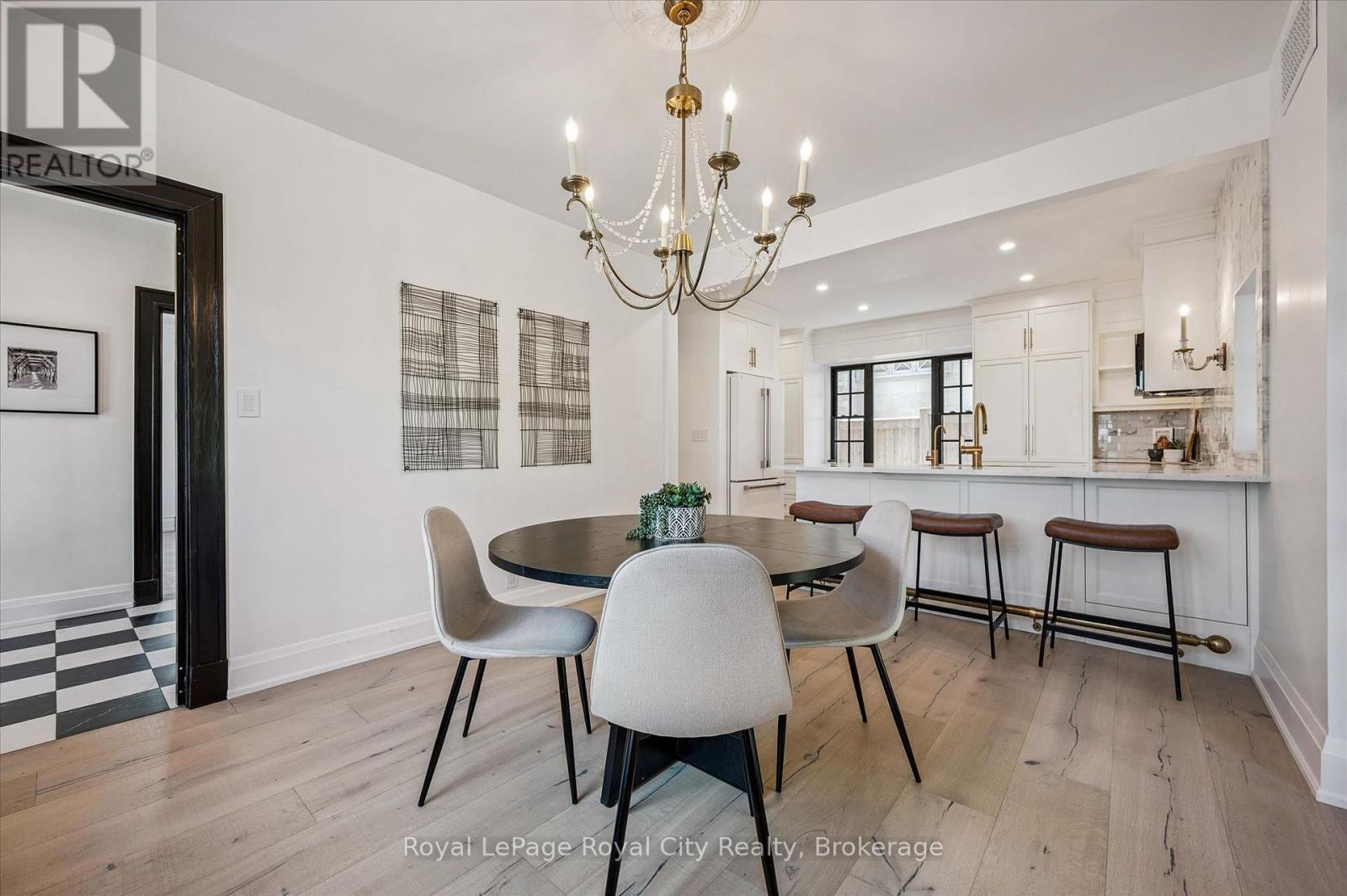 87 University Avenue W, Guelph, Ontario  N1G 1P1 - Photo 12 - X12982884