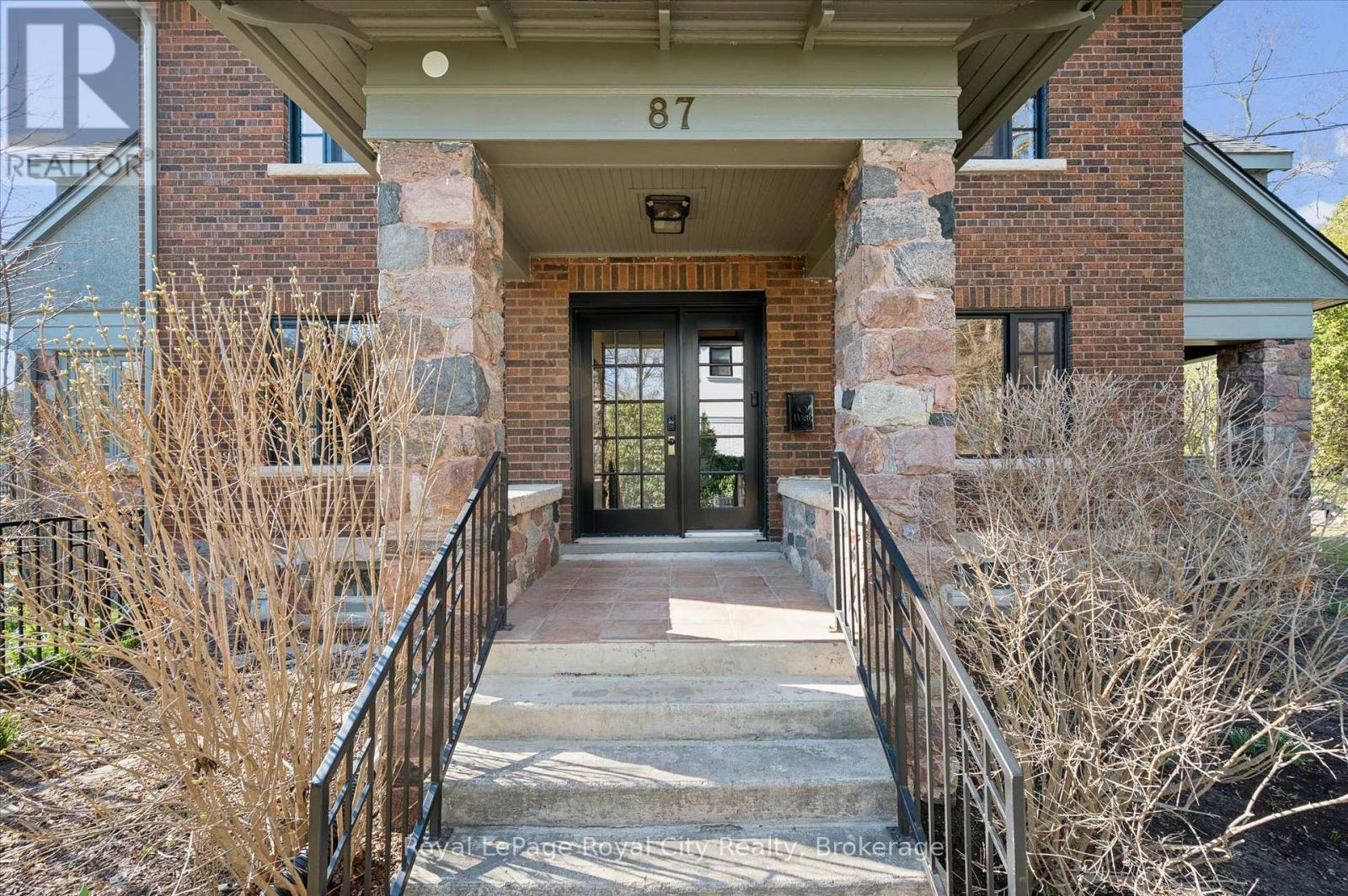 87 University Avenue W, Guelph, Ontario  N1G 1P1 - Photo 2 - X12982884