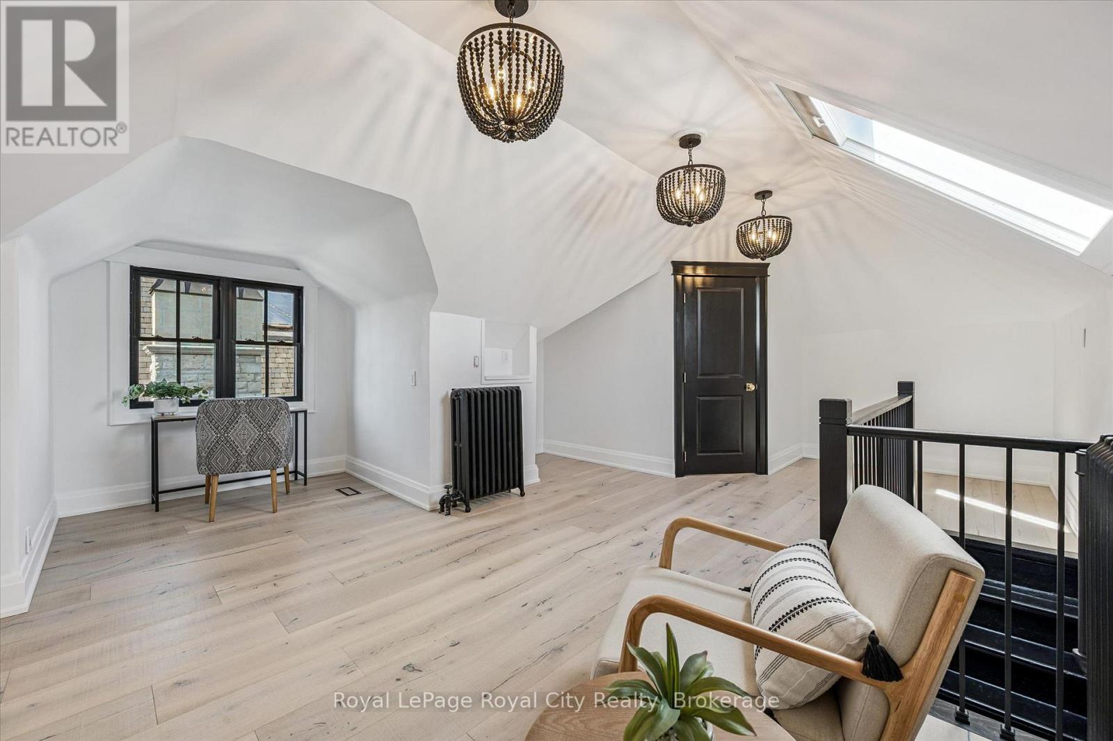 87 University Avenue W, Guelph, Ontario  N1G 1P1 - Photo 38 - X12982884