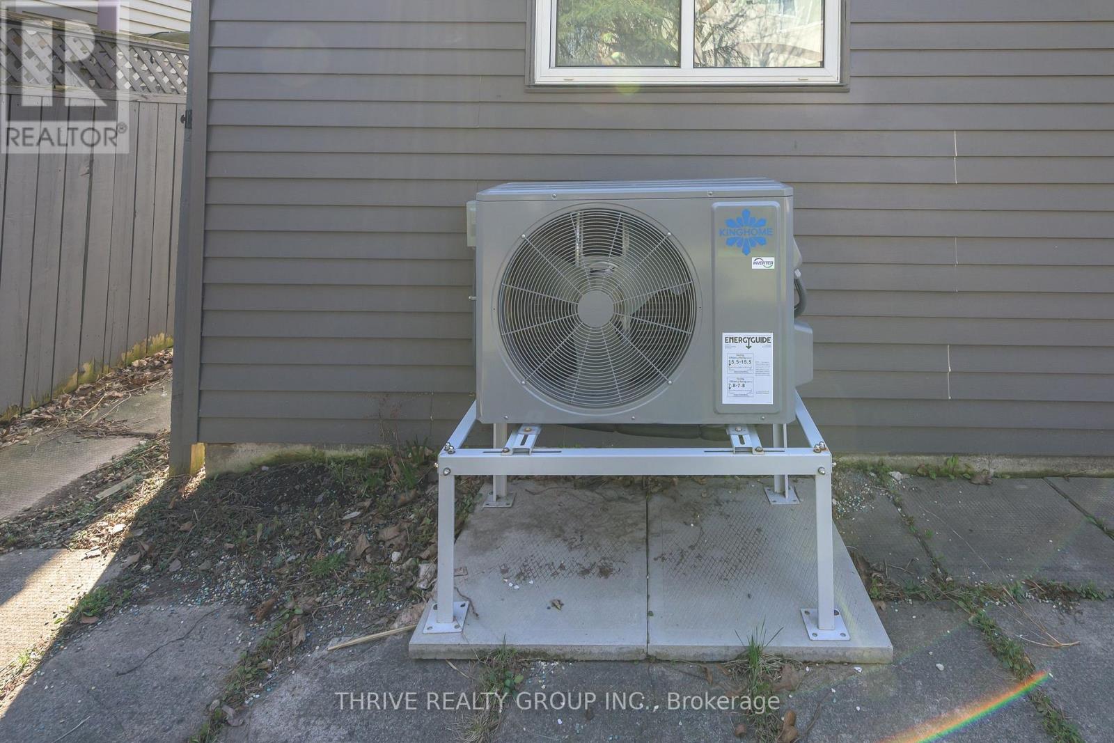 Photo 9 of 31 for 81 Beechbank Crescent