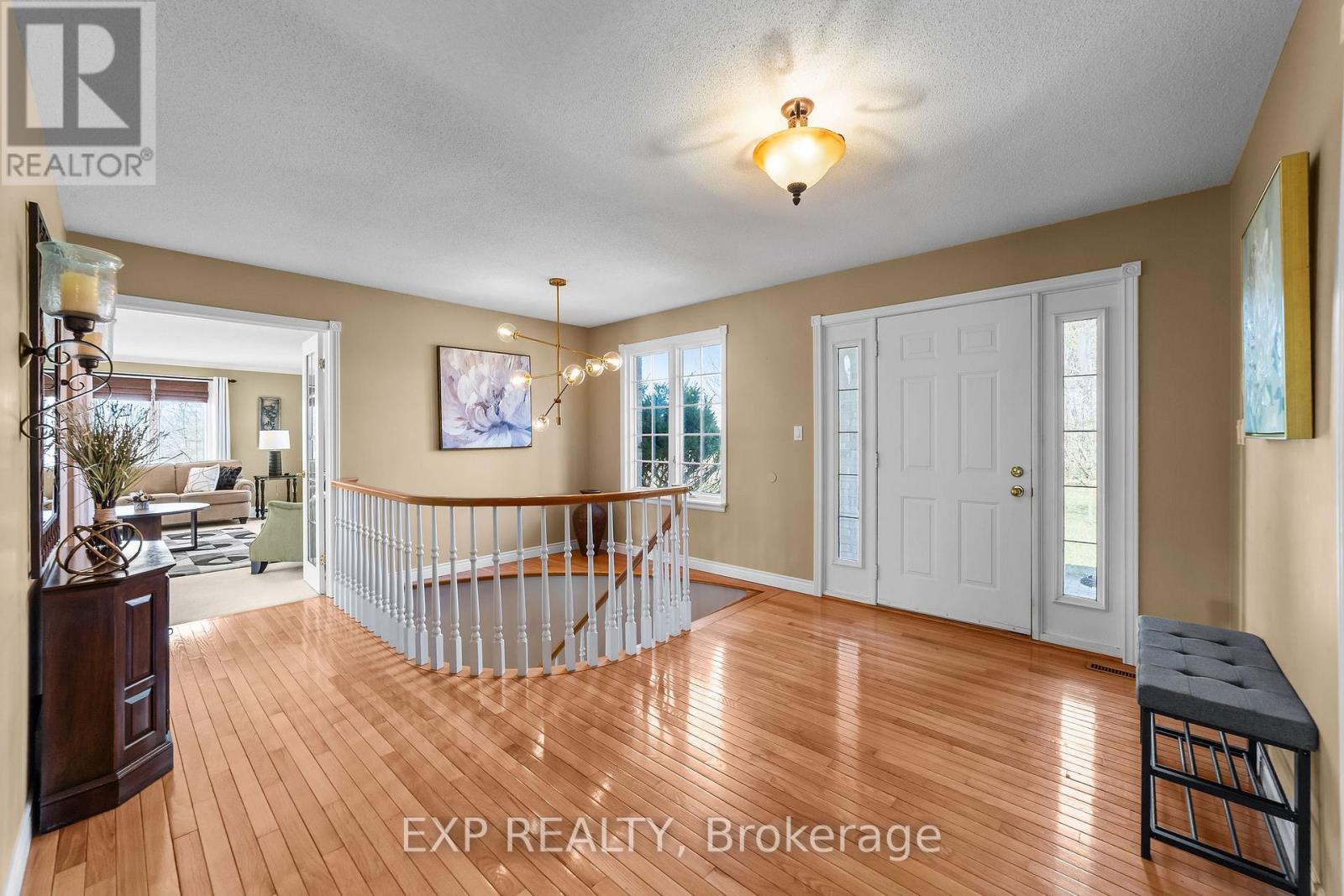 8371 Hickory Drive, Strathroy-Caradoc, Ontario  N7G 3H8 - Photo 12 - X12982872